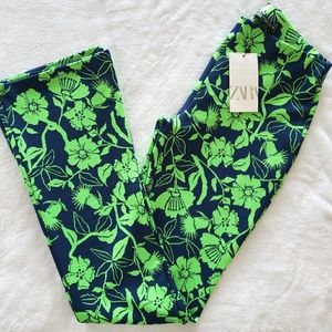 Zara Green & Navy Jaquard Floral High Waisted Flare Pants--Sz M